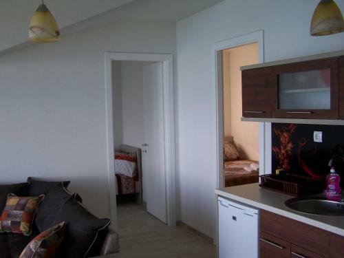 Villa Eros Apartments 2
