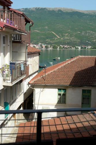 Eke Irin Apartments