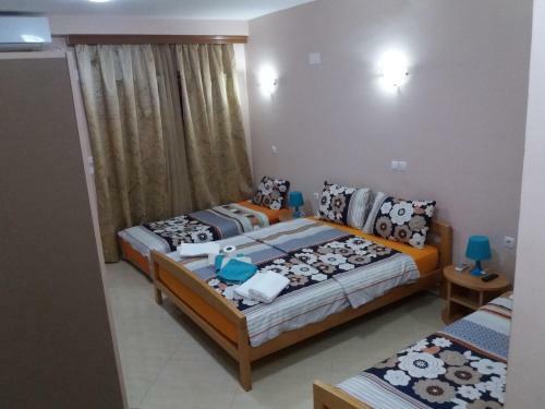 Hostal Nasteski Guest Rooms