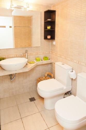 Apartamento Spacious & Luminous 2nd Floor Apt. 5mins To The Beach
