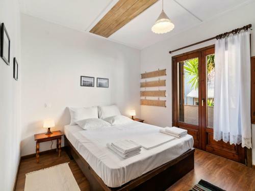 Cosy Apartment In Agios Nikolaos With Garden