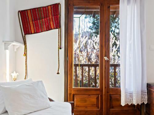 Cosy Apartment In Agios Nikolaos With Garden