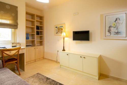 Kallia Apartment
