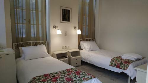Hostal Fiera Guesthouse