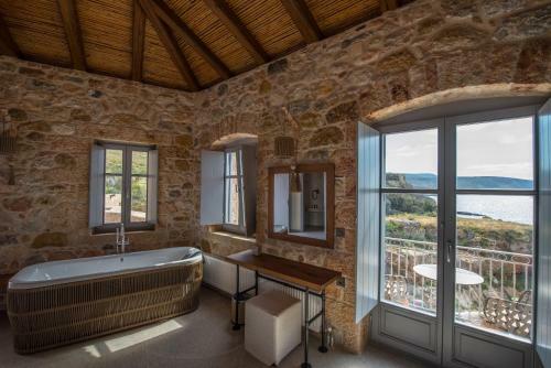 Ippola Boutique Hotel