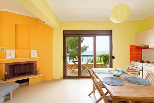 Beachfront Villa Posidi