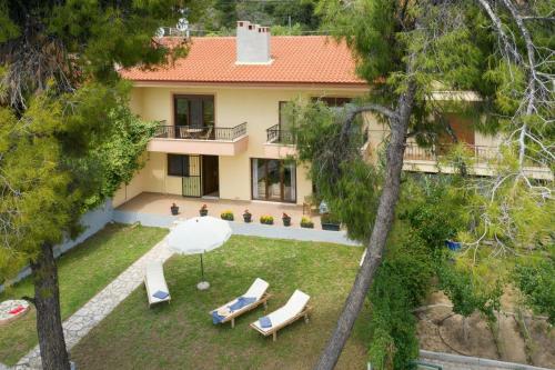 Beachfront Villa Posidi
