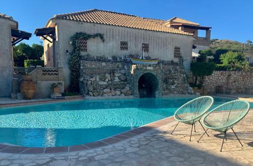 Garden Village Studios & Apartments