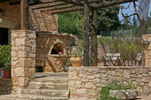Klio Traditional House Mountain & Field View