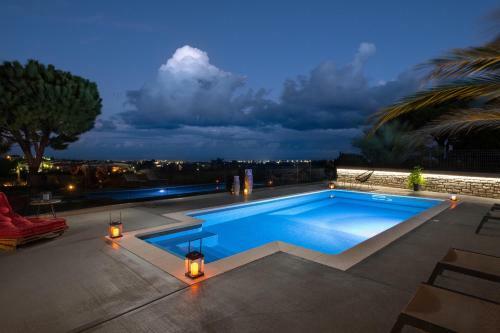 Aura Hill Villa