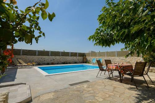 Orelia Cretan Villas - Private Pool