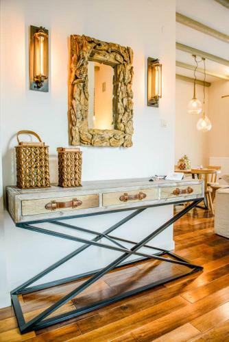 Kato Gatzea Villa Sleeps 6 With Pool And Air Con