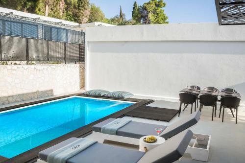 Modern Minimalist Villa Helias