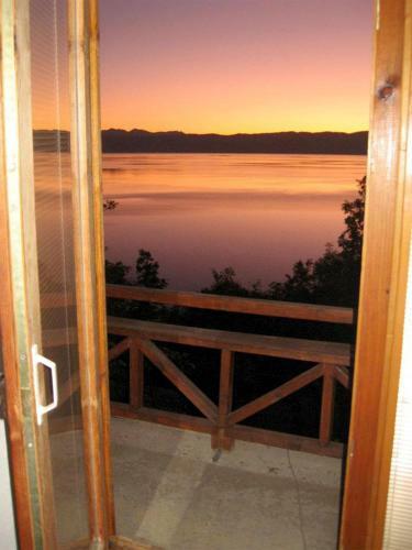 Hostal Robinson Sunset Guest House
