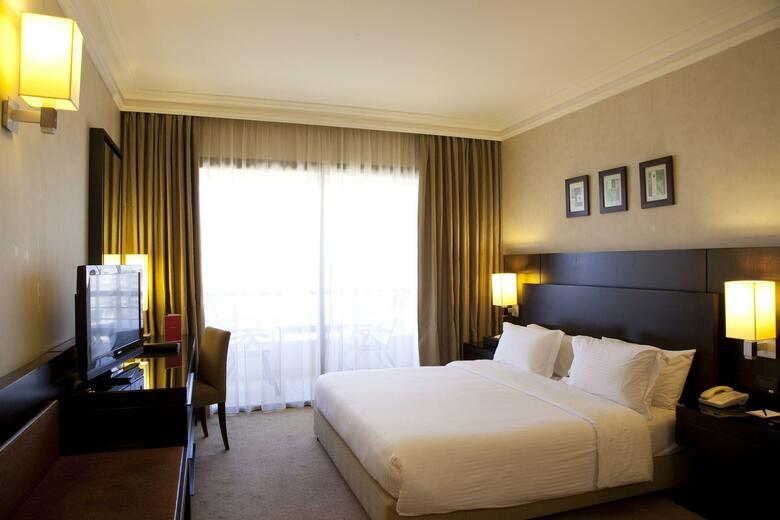 Hotel Ramada Plaza Beirut Raouche