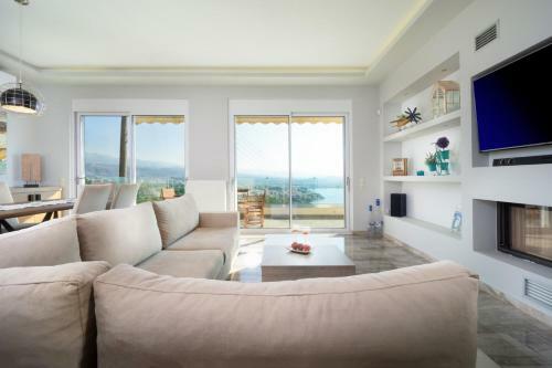 Apartment With Rooftop Hot Tub