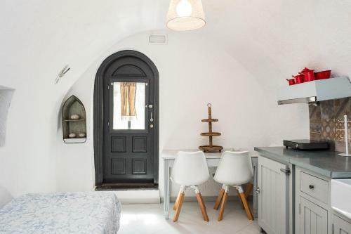 Avgonima Chios Spitakia Cottages