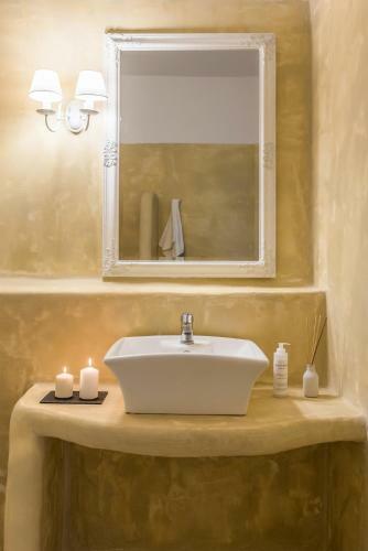 Eneos Kythnos Beach Villas-executive And Premium Villas