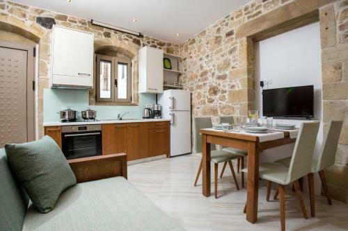 Agarathos Deluxe Homes Kaliviani