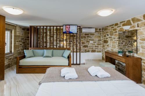 Agarathos Deluxe Homes Kaliviani