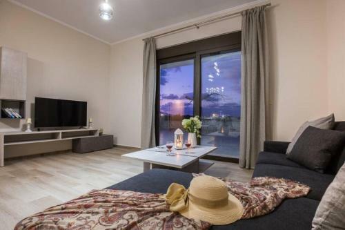 Iris Holiday House