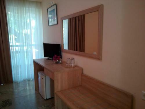 Hotel Marzi Beach And Bungalows