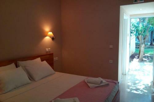 Hotel Marzi Beach And Bungalows