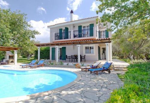 Kleismata Villa Sleeps 6 With Pool And Air Con