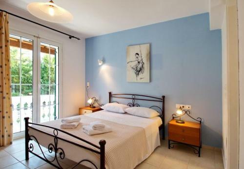 Kleismata Villa Sleeps 5 With Pool And Air Con