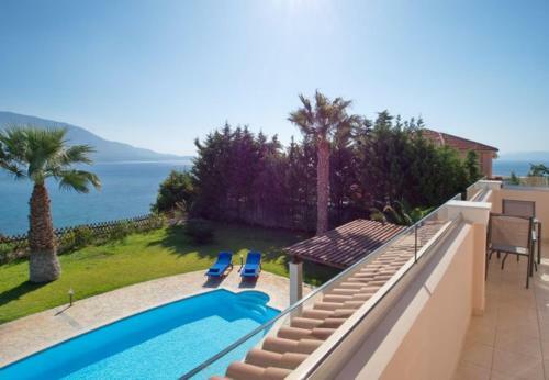 Villa In Kleismata Sleeps 7 Includes Swimming Pool And Air Con 6