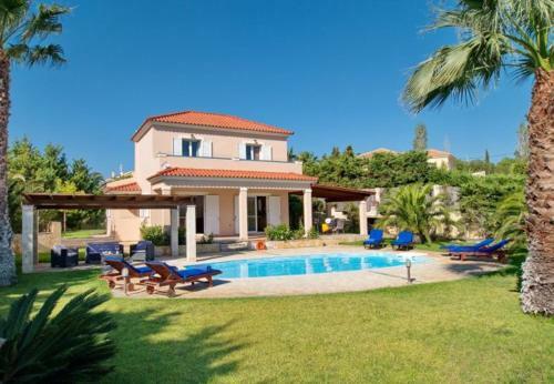 Villa In Kleismata Sleeps 7 Includes Swimming Pool And Air Con 6