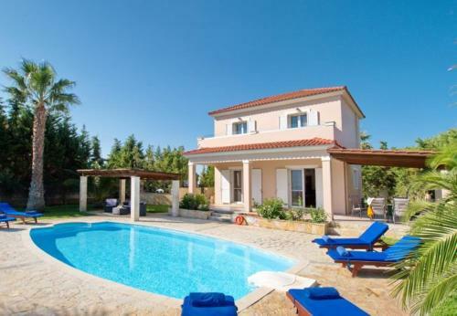 Villa In Kleismata Sleeps 7 Includes Swimming Pool And Air Con 6