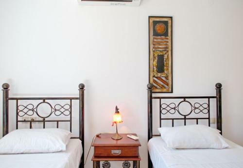Villa In Kleismata Sleeps 7 Includes Swimming Pool And Air Con 6