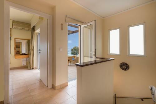 Athina's Villa On The Sea