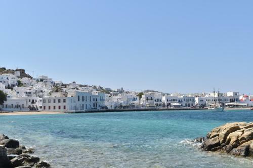 Villa Mykonos Bible 20