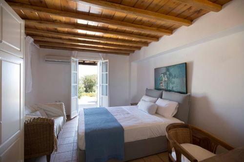 Psarrou Villa For 10 Guests, Stunning Sea Views