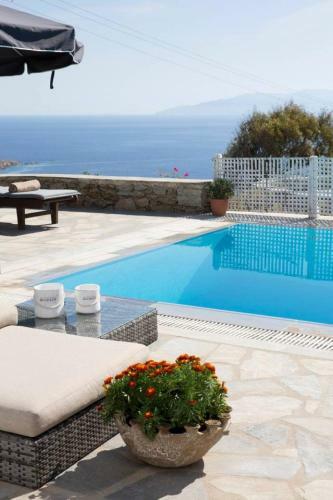 Psarrou Villa For 10 Guests, Stunning Sea Views