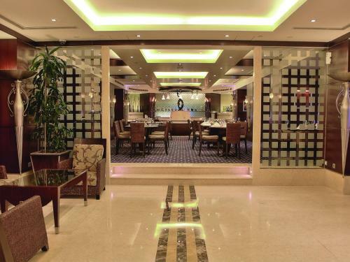 Hotel Raouche Arjaan By Rotana