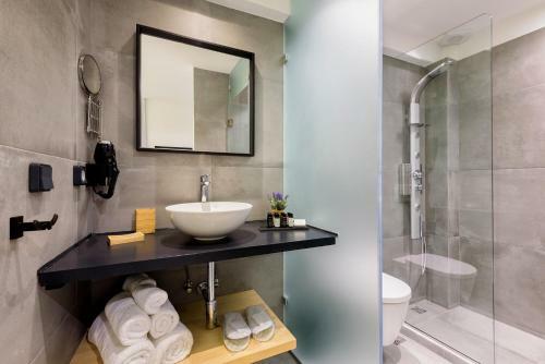Hostal Peven Suites