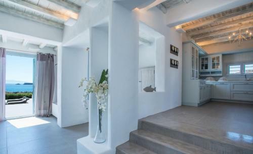Luxury Paros Villa Superior Villa Private Pool Stunning Interior 7 Bdr Tserdakia