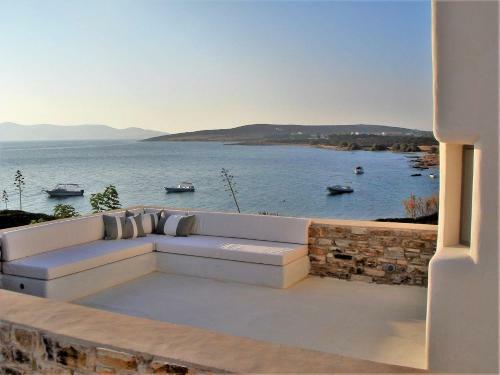 Platinum Paros Villa Villa Duette 6 Bedrooms Beachfront Makria Miti