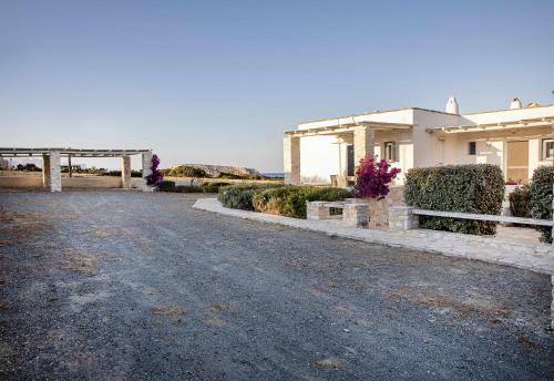 Baiser Du Soleil � Paros - Mikri Santa Maria