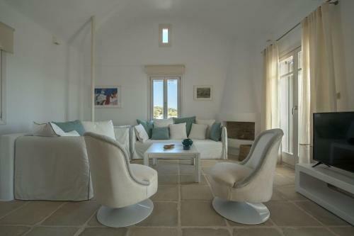 Luxury Paros Villa Villa Akaste Beautiful Serene Glisidia