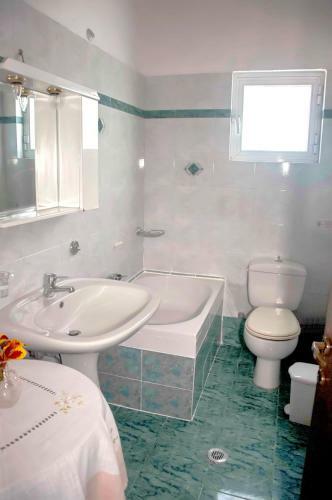 Holiday Apartments Tonia - Pelekas Beach, Corfu