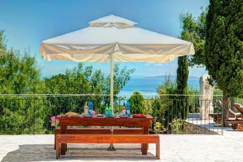 Perachori Villa Sleeps 4 Pool Air Con Wifi T604840