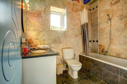 Perachori Villa Sleeps 4 Pool Air Con Wifi T604840