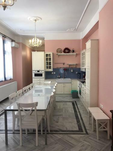 Apartamento Neoclassical House In Central Piraeus