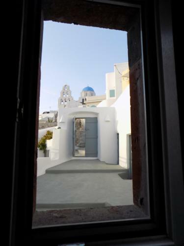 Imarkellis Santorini
