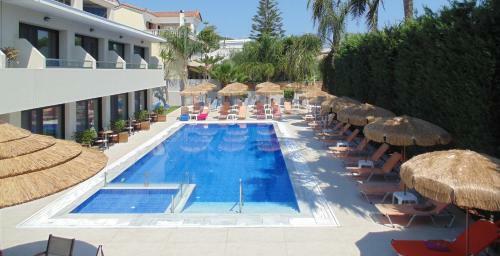 Apartamento Paradise Hotel & Bar