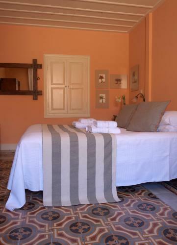 Hotel Sto Roloi Island Houses